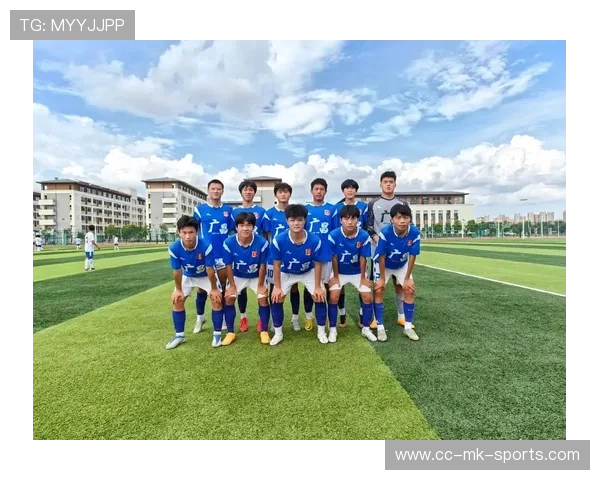 足球联赛在青训扶持中推广多俱乐部联合培养与交换赛制度，足球俱乐部青训什么条件